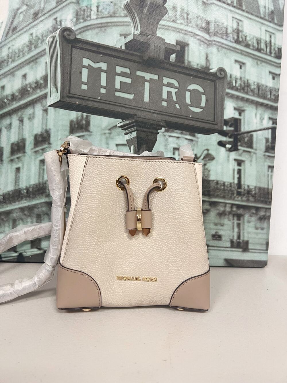 Michael Kors 32S0GZ5C0T Mercer Gallery XS Leather Crossbody Bucket Bag